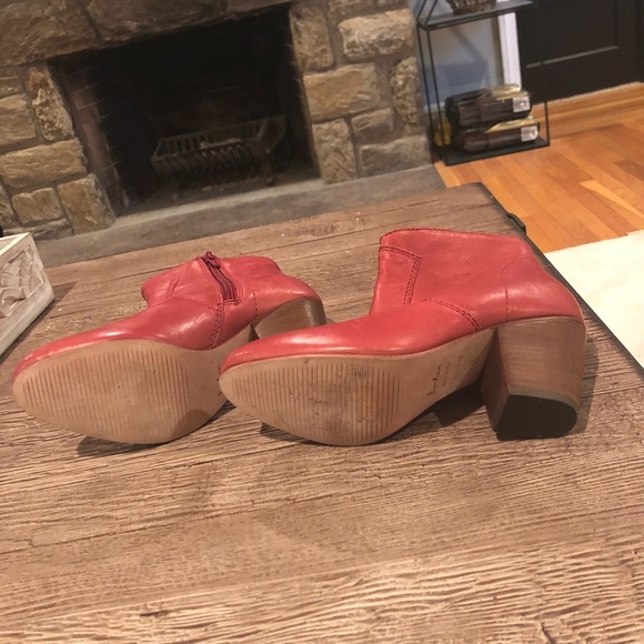 Boden red boots - Picture 4 of 6